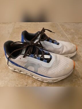 ON Cloudmonster running sneakers in White & Blue